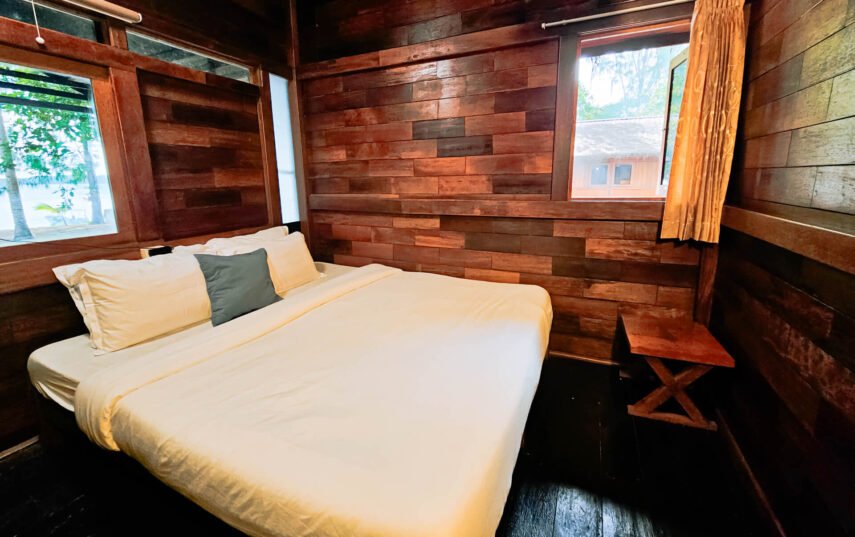 Andau-Two-Bedroom-Family-Room-With-Sea-View-13